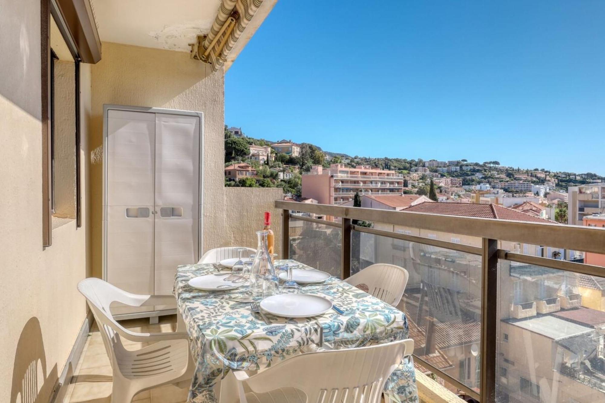 T2 200M From Lavandou Beach Classified 3 Le Lavandou Εξωτερικό φωτογραφία